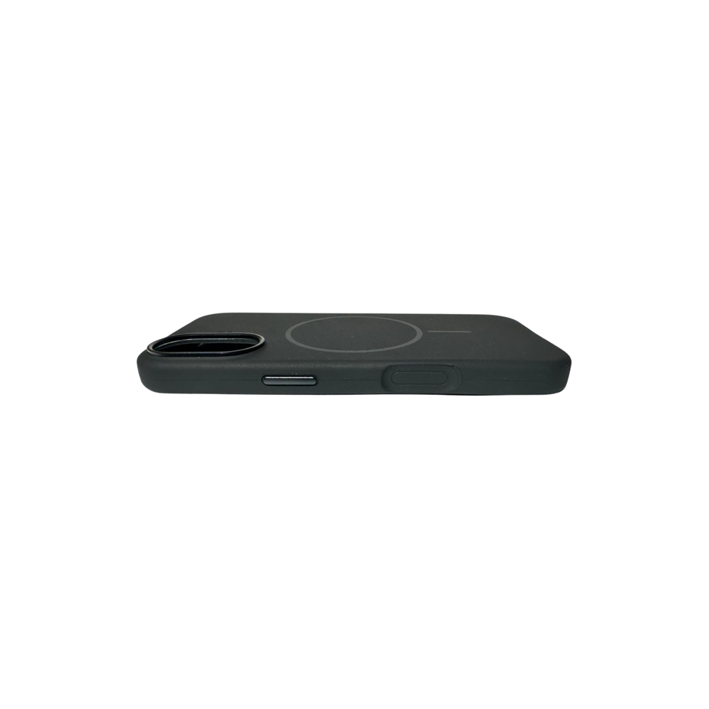 iPhone 17 Original Black Silicone MagSafe Case – Premium Soft Touch Shockproof Cover
